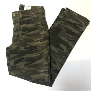Lucky Brand Camo Mid Rise Slim